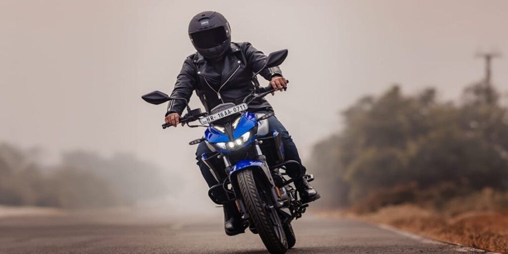 Hero Xtreme 125r माइलेज यूजर रिव्यु